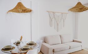 Casa Mahalo - Modern Apartment With Pool, Minutes From Spectacular Beaches